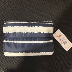 Lug Choo Choo Am/PM pill organizer in Striped Navy